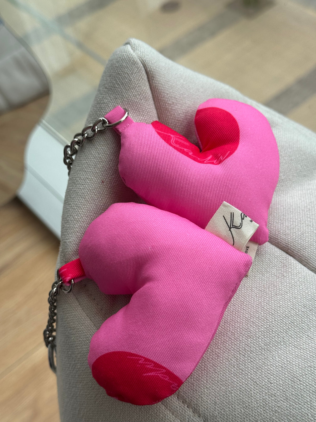 Charm by Kadú Pink Dots