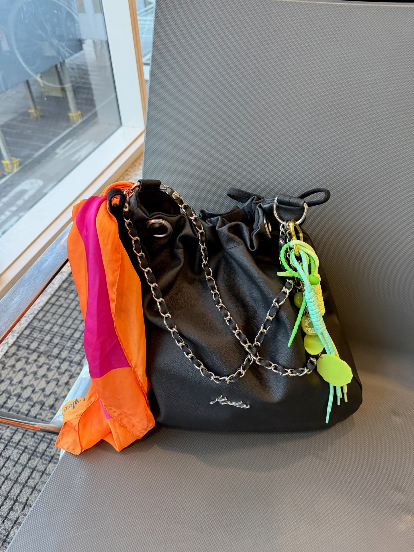 Oasis Bag Black