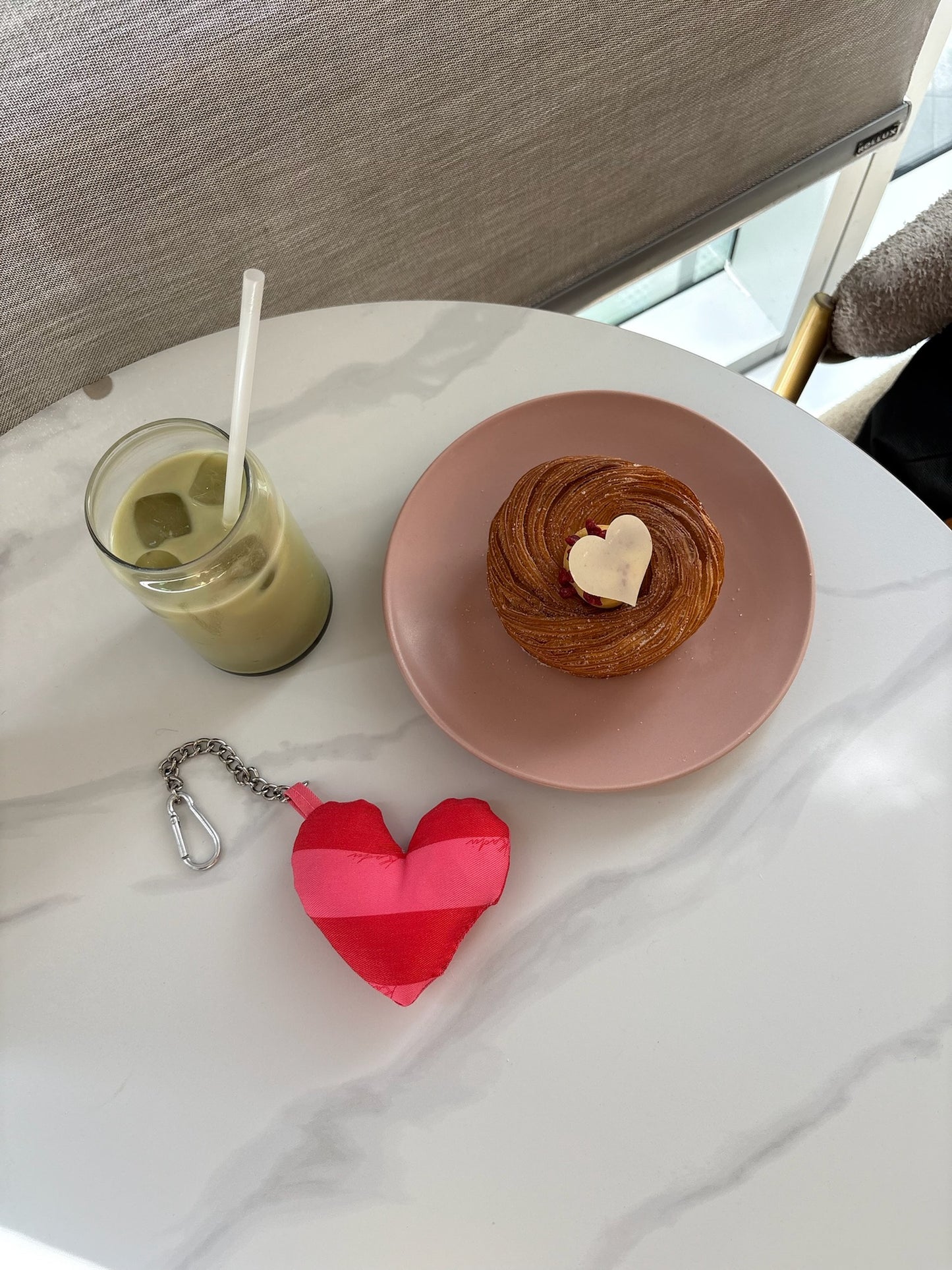 Charm Kadú Vibes Love